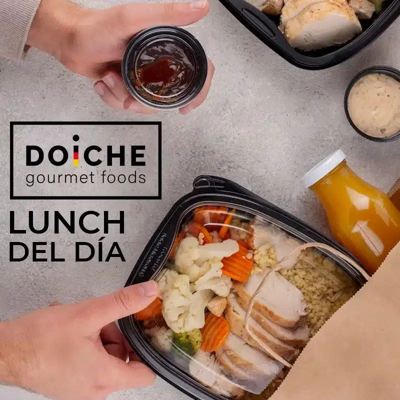 Almuerzo Almuerzo miércoles: bolas de verde crujientes, pollo a la canela con puré de papa y postre sorpresa del chef. ¡Reserva tu mesa o pide para llevar!